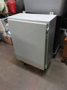 lot 146 image: 24x13x30 Metal Electrical Enclosure