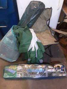 lot 40 image: Screen Tent, Camp Chair and Cot