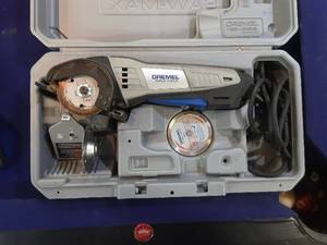 lot 80 image: Dremel saw-max with case and accessories