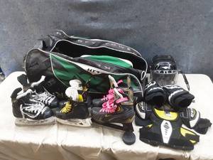 lot 107 image: Assorted Hockey Skates