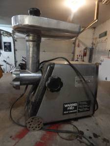 lot 36 image: Waring Pro Meat Grinder with 2 Size Cutters