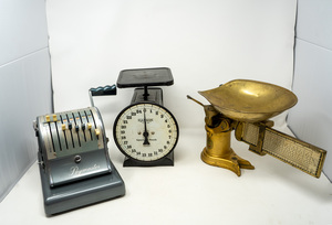 Step Back in Time A Vintage Pharmacists Kit collection 2 books, pay maker, 2 scales, Rx utensil kit, scale kit, beaker, 3 large Vintage Perfume Bottles