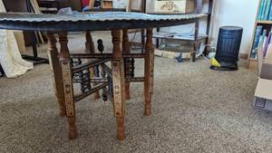 Vintage Copper Tray and Stand makes a foldable table
