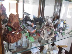 lot 12 image: Colorful collection of Lenox porcelain bird figurines #2