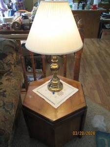 lot 30 image: Wood Hexagon end table with lower storage plus brass Tobe table lamp