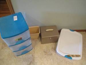 lot 52 image: Joanne Fabrics Organized Essentials 3-drawer organizer plus metal fike type box and other storage supplies