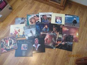 lot 89 image: Collection of Vinyl Record Albums from artists such as John Denver, Kenny Rogers, Dolly Parton and more