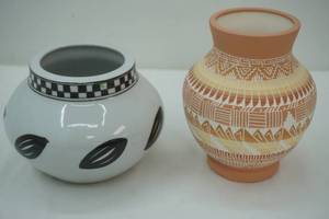 lot 12 image: Navajo Pottery Signed by Pnez and Anasazi Porcelain Planter