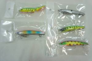 lot 109 image: 5 Brand New Fishing Lures