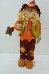 lot 115 image: Fall Decor Scarecrow