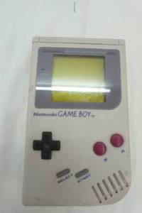 lot 48 image: Gameboy with Super Mario Land game