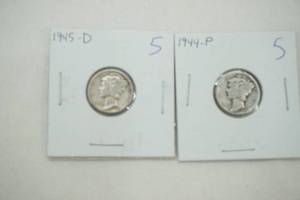 lot 87 image: Coins 1944 & 1945 Dimes