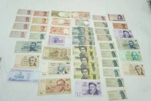 lot 94 image: Variety Of Foreign Bills
