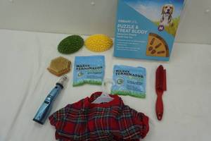lot 162 image: Dog Care Lot, Nail Buffer, Brush, dog game