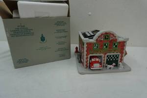 lot 216 image: Partylite Fire House Candle Holder