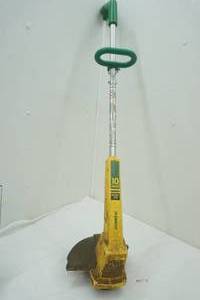 lot 230 image: 10 Electric Weed Trimmer