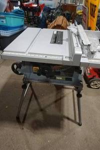 lot 264 image: PerforMax Table Saw