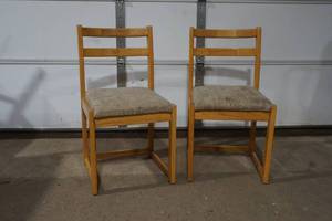 lot 206 image: dining chairs