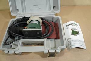lot 101 image: Masterforce 14 Sheet Palm Sander