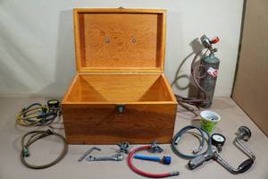 lot 113 image: Acetylene Torch, AC Gauges