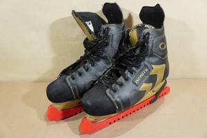 lot 127 image: Infinity Two Warp Speed Hockey Skates -Senior 13