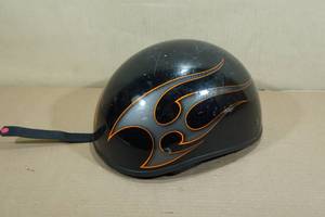 lot 128 image: Fulmer DOT Motorcycle Helmet -XXXL