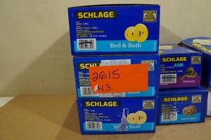 lot 186 image: 4 Schlage BathBed Doorknobs with 3 Dummy Knobs