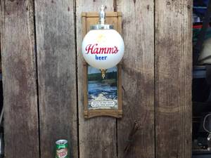 lot 3 image: Vintage HAMMS Beer Hanging Globe Light - Works