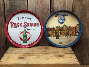 lot 21 image: Vintage ROCK SPRING & OLD STYLE Drink Trays