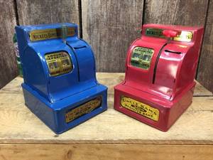lot 49 image: Vintage 2 UNCLE SAMS 3-Coin Banks
