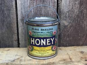 lot 152 image: Antique PURE BEELINE Honey TinPail