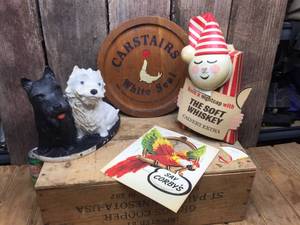 lot 165 image: 4 Vintage Whiskey Advertiser Items