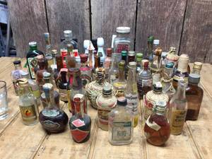 lot 188 image: Collection Vintage Liqueur Mini Bottles