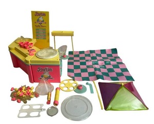 Vintage 1987 Barbie Ice Cream Shoppe