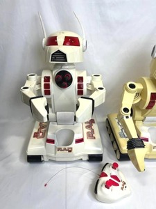 Vintage 1999 Toymax RAD 2.0 Toy Robot Lot (Untested)
