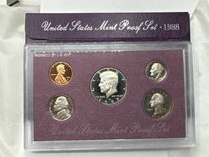 lot 44 image: 1988 United States Proof Set