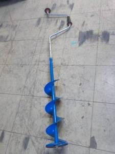 lot 2 image: Ice Auger...