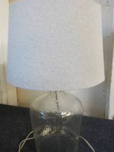 lot 18 image: Modern New Lamp 23 tall...