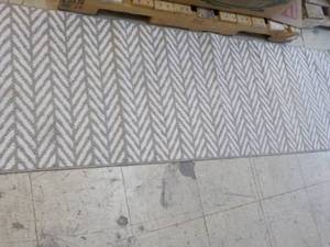 lot 37 image: 24 x 72 New Costco Runner...