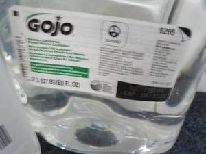 lot 48 image: 4 x 2 liter Jugs GOJO Hand Cleaner...