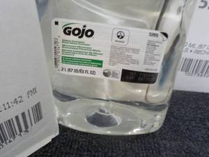 lot 49 image: 4 x 2 liter Jugs GOJO Hand Cleaner...