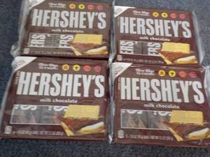 lot 76 image: 4 x 6 Full Size Hersheys Chocolate Candy Bars
