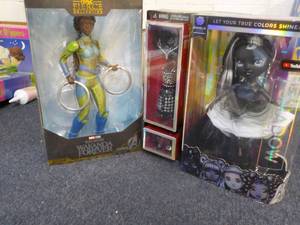 lot 93 image: New Wakanda Forever and Shadow High with accessories