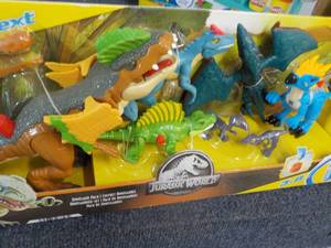lot 100 image: New Jurassic World...