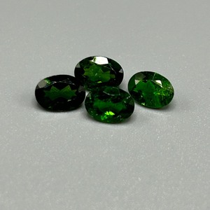 2.60 Carat Diopside Oval Faceted Cut - Set of 4 Loose Stones