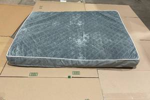 lot 207 image: Grey Bed for Pets