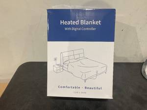 lot 631 image: Heated Blanket, Dual Controller Queen Size