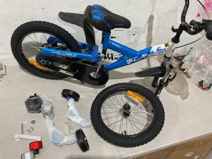 lot 501 image: JOYSTAR Whizz Kids Bike with Training Wheels for Ages 2-9 Years Old