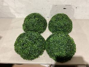 lot 541 image: Sunnyglade 2 PCS 15.7 inch 4 Layers Artificial Plant Topiary Ball