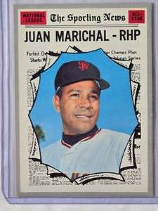 lot 84 image: Juan Marichal 1970 Topps The Sporting News No. 466